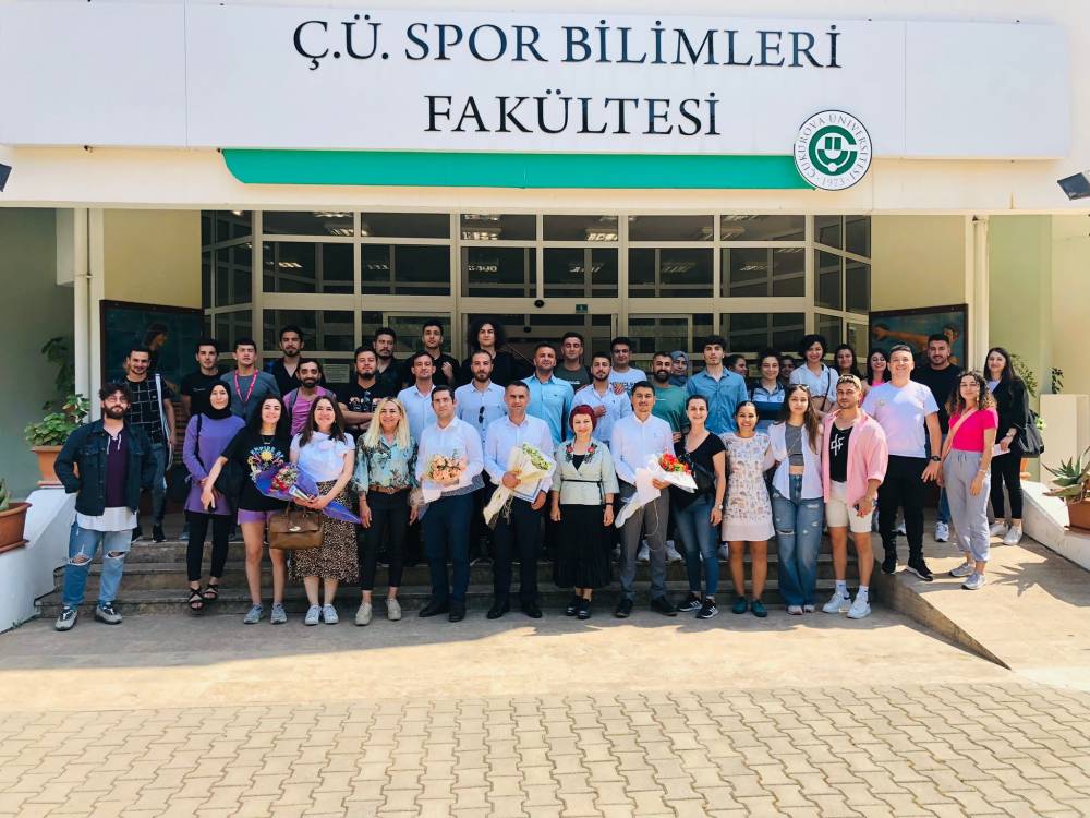 Bugünün Tecrübelerinden Geleceğin Spor Yöneticilerine başlıklı söyleşi 